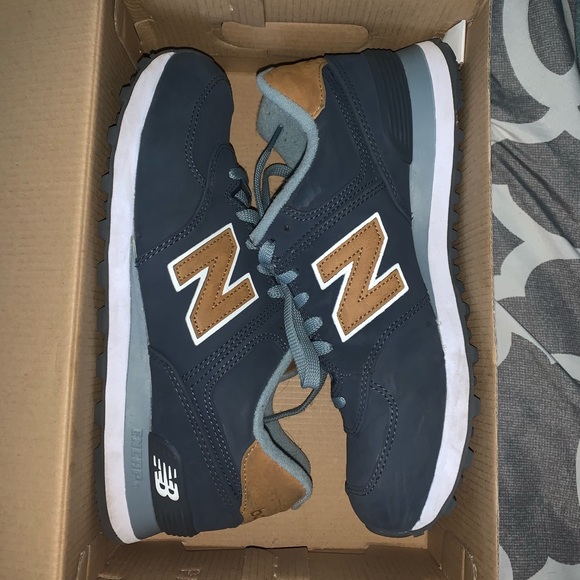 new balance 574 navy with tan